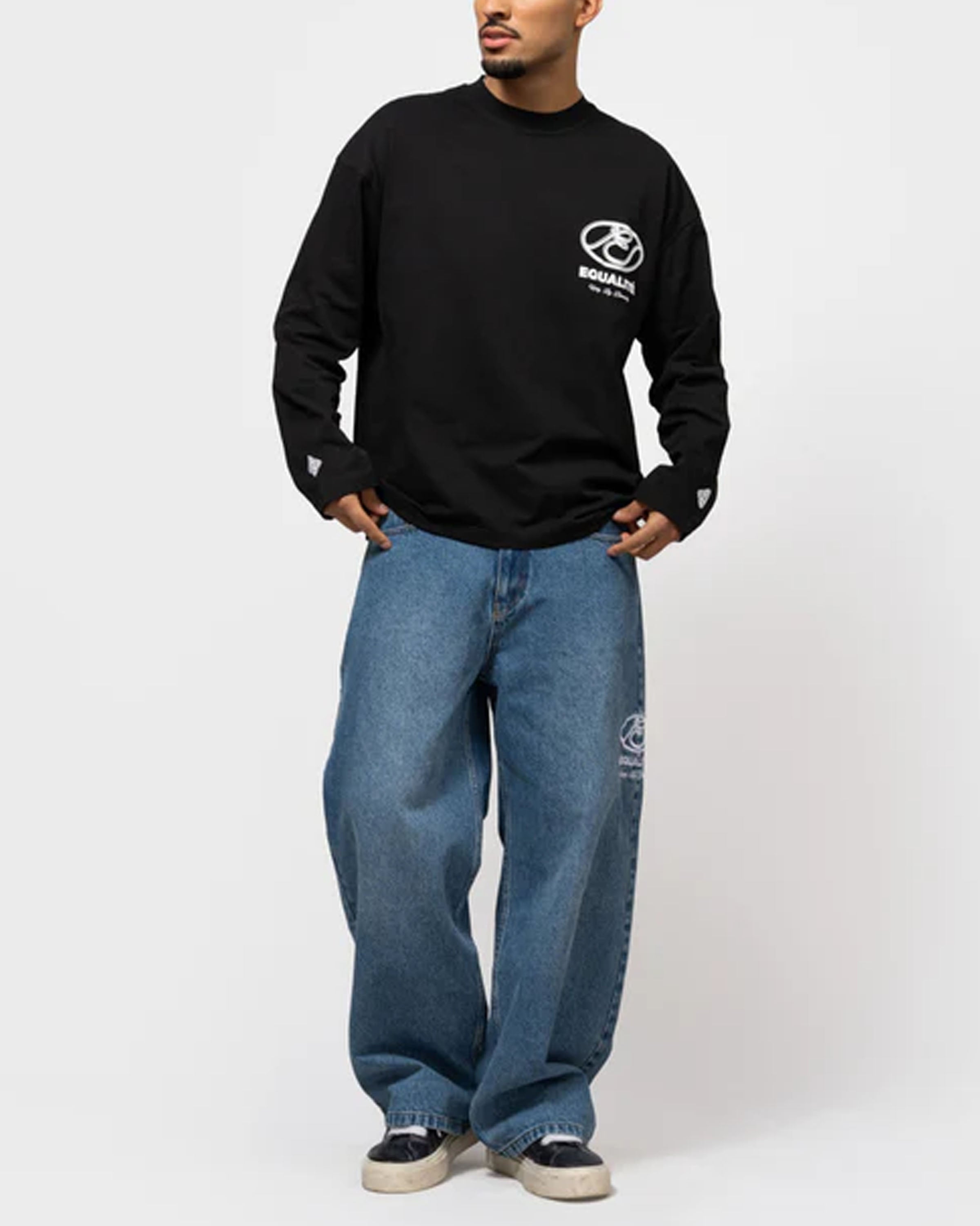 Arid Oversized Longsleeve T-Shirt