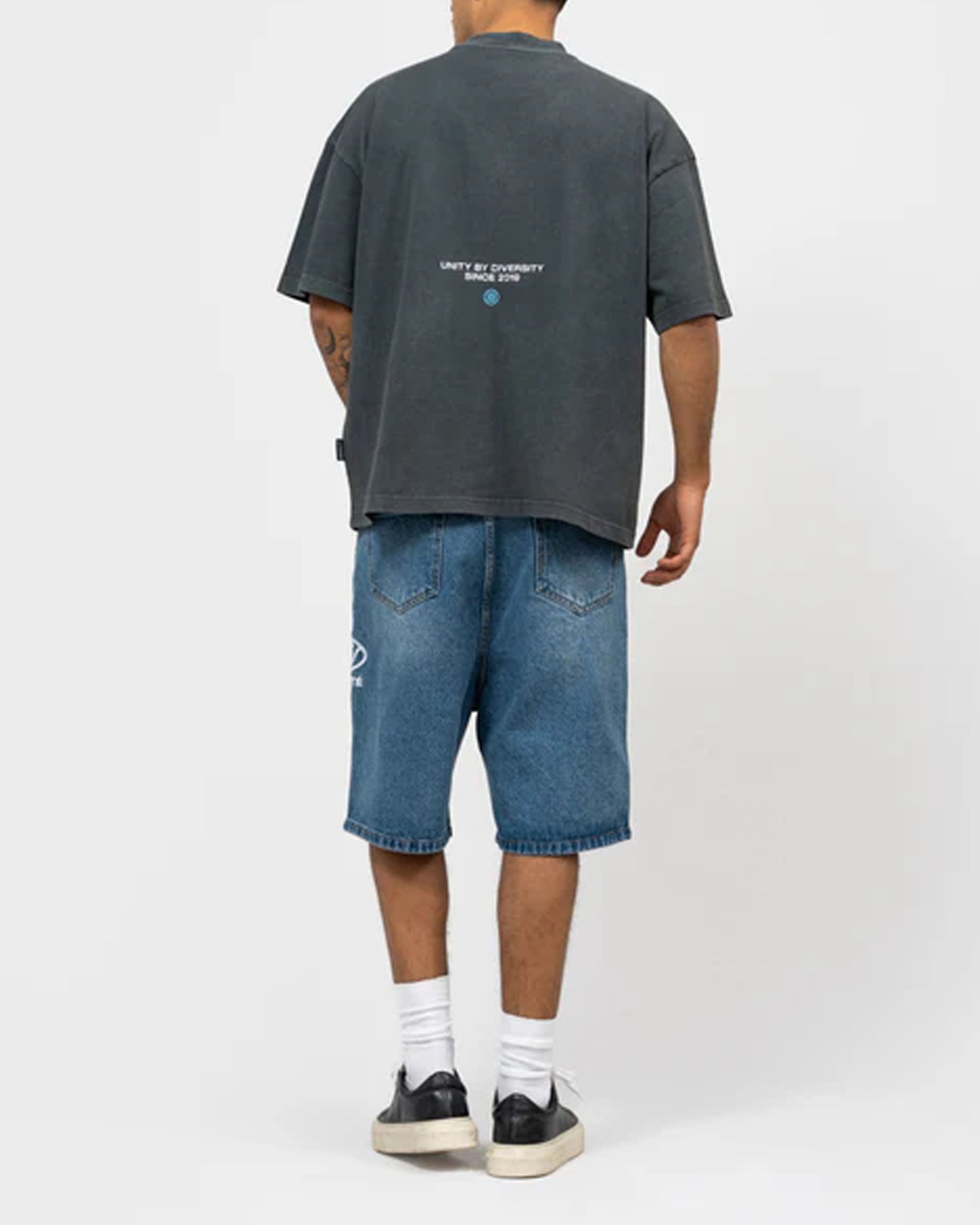 Elan Boxy Fit T-Shirt