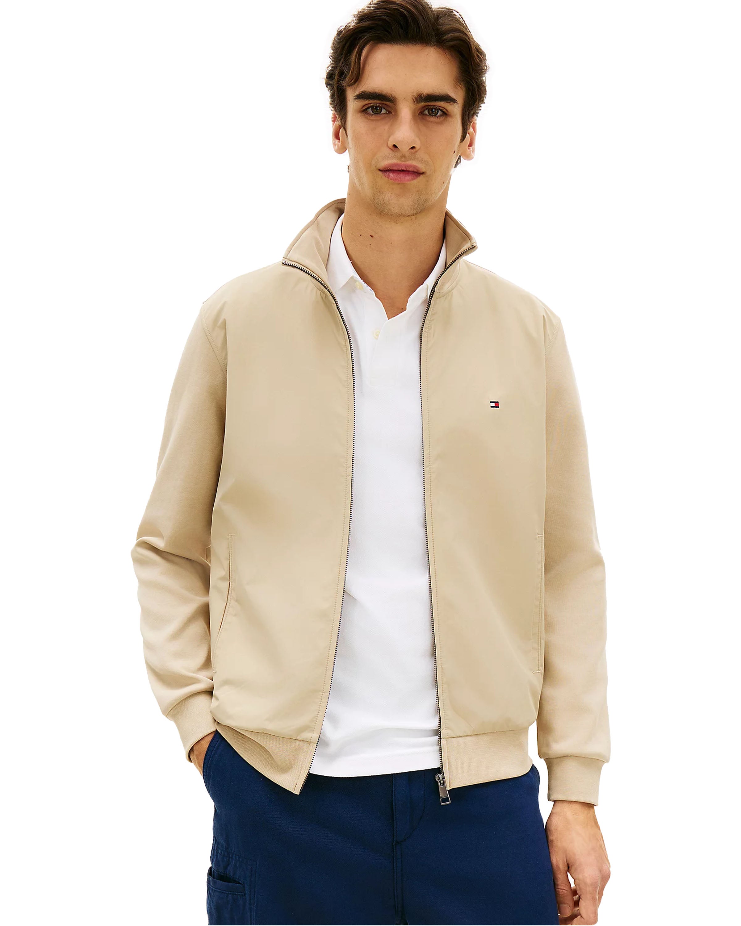 Essential Intechno Jas