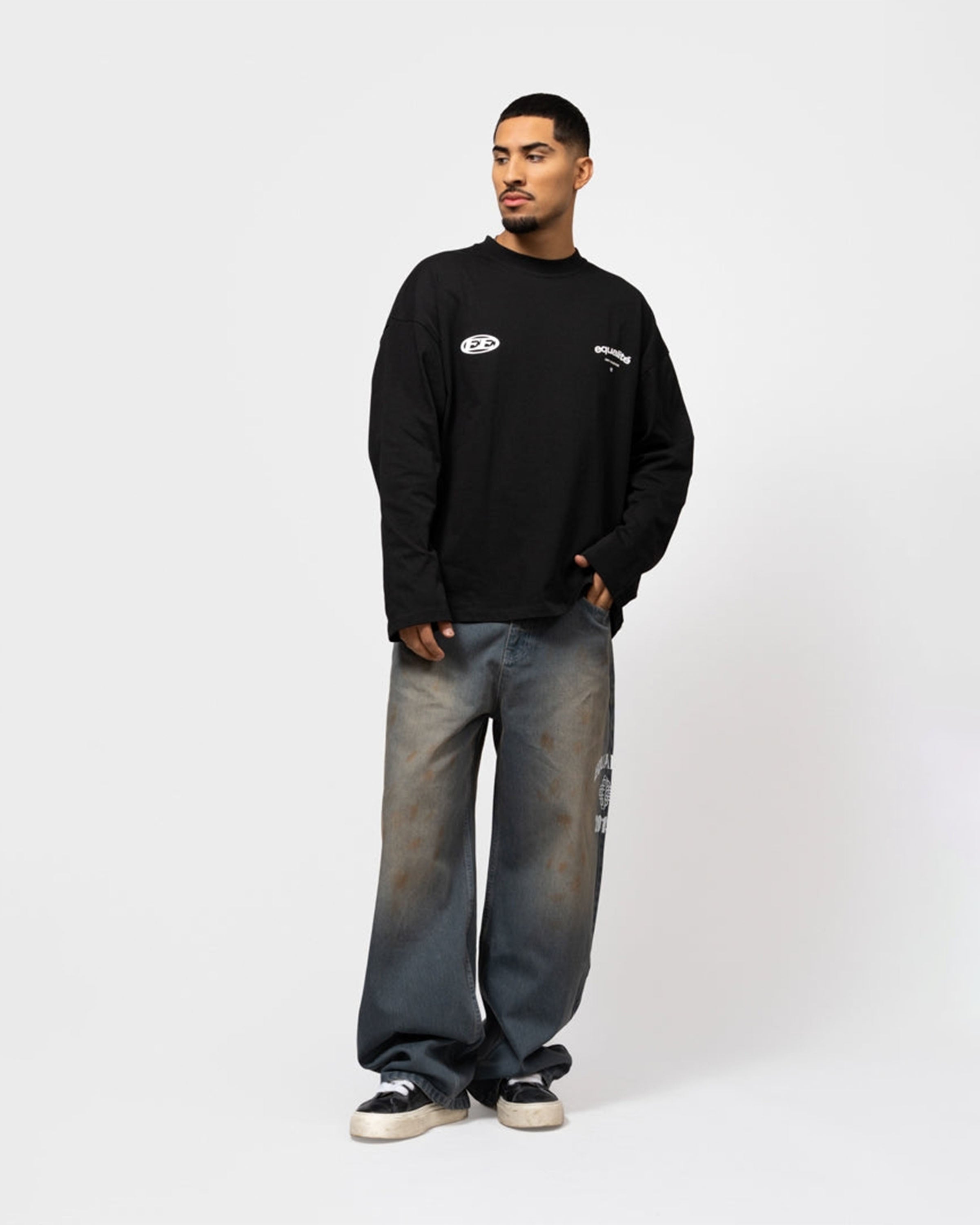 Stay Equal Longsleeve T-Shirt