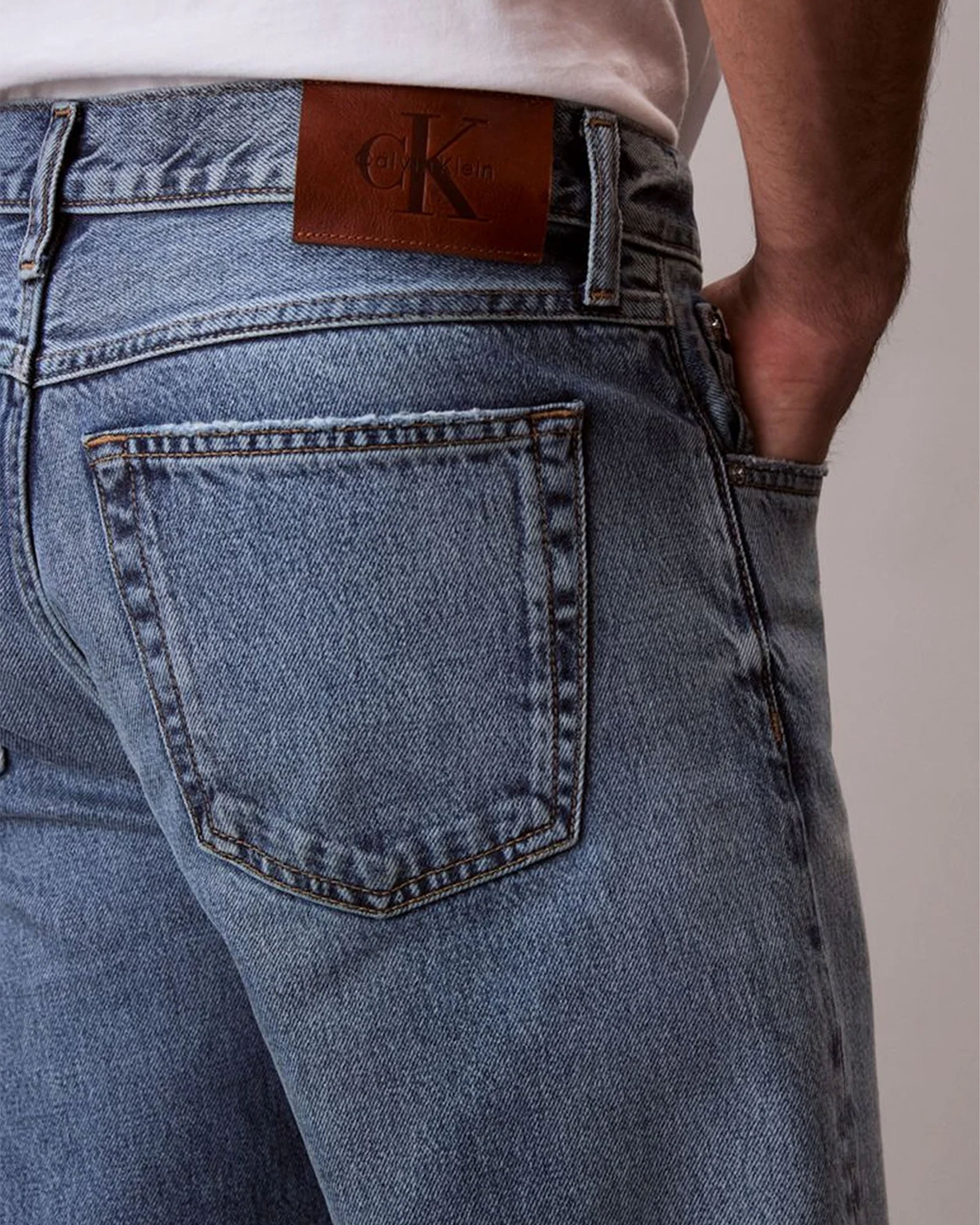 90S Straight Andrew Jeans