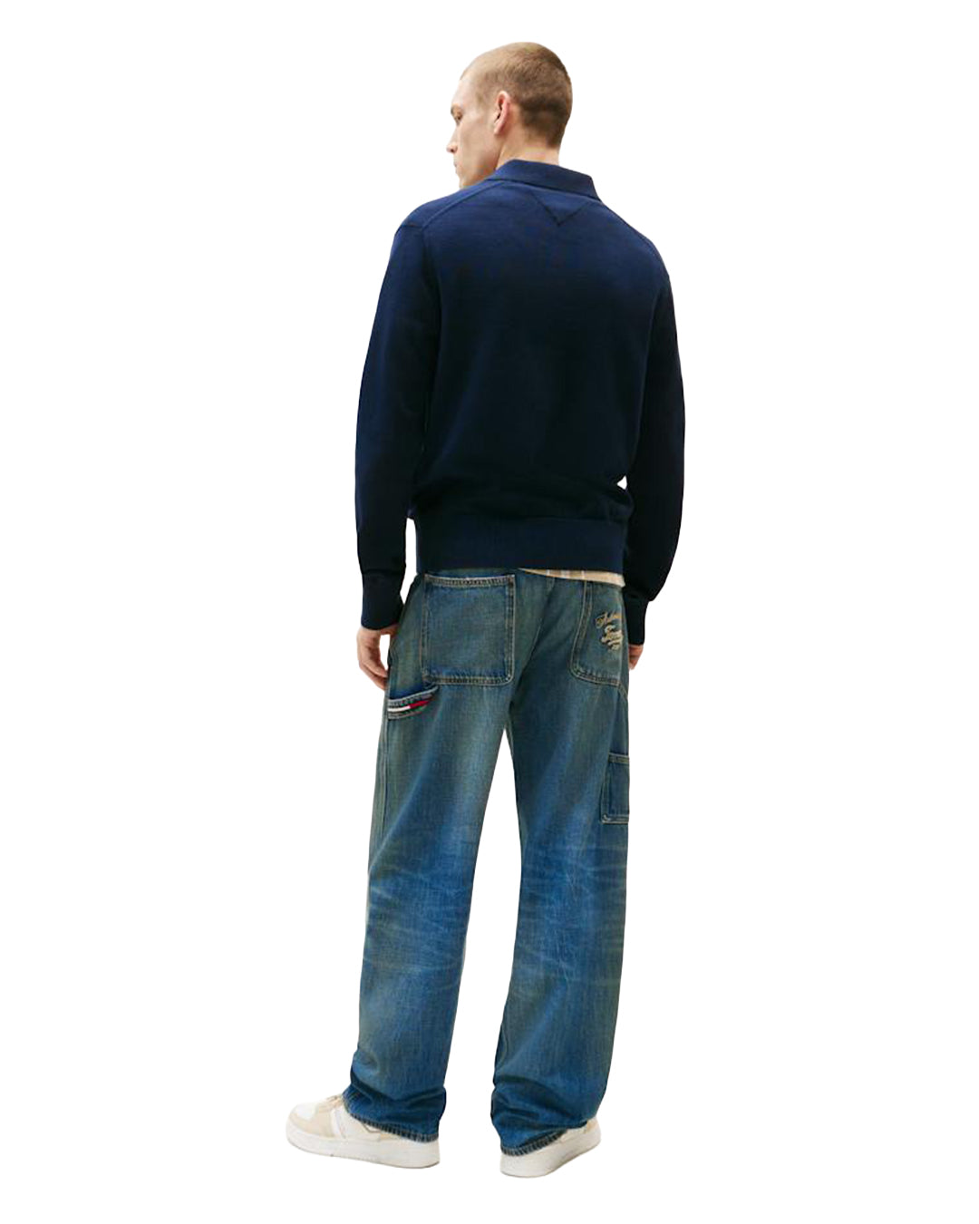 Slim Essential Sweater