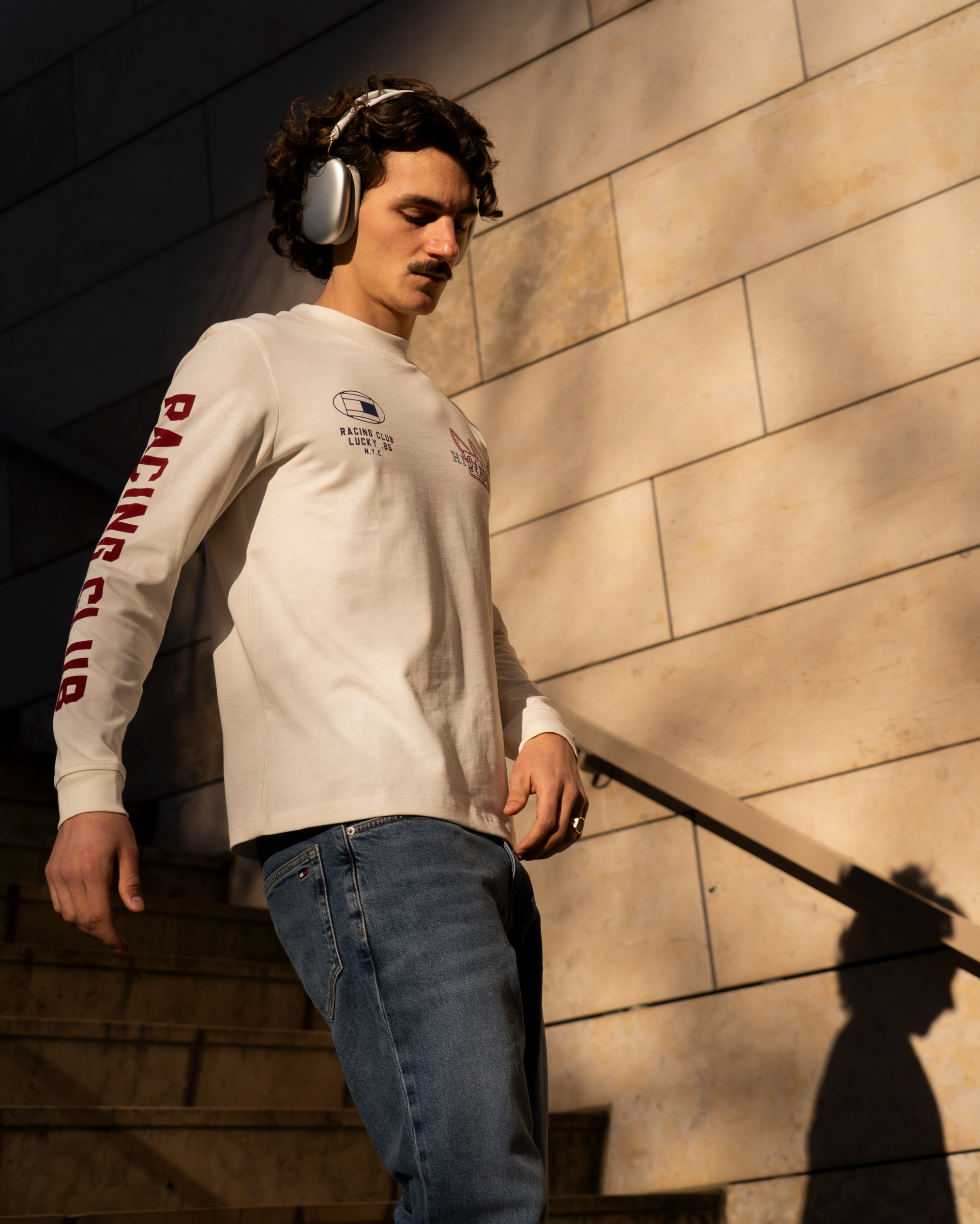 Modern Athleisure Longsleeve T-Shirt