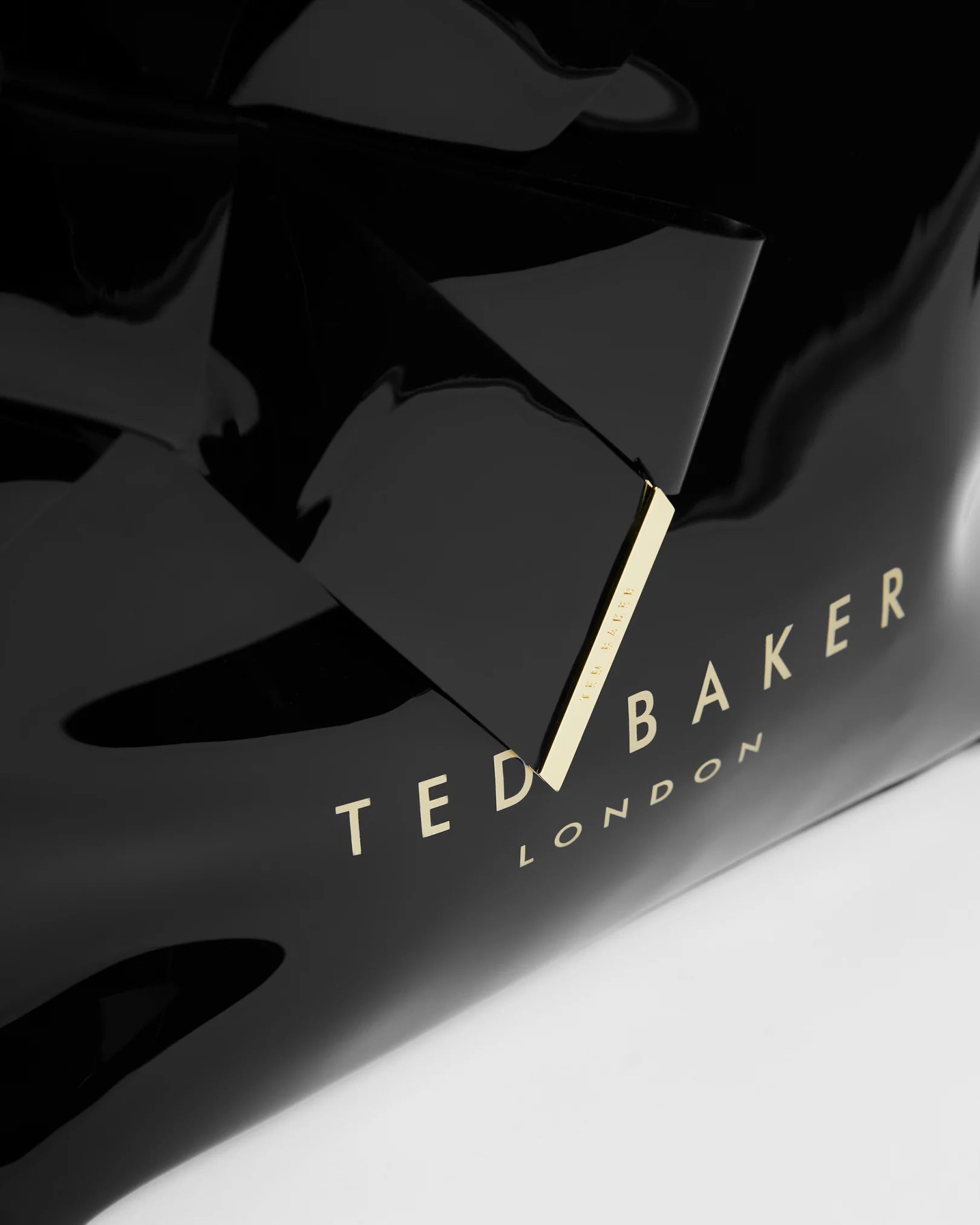 Nikicon Small Handtas