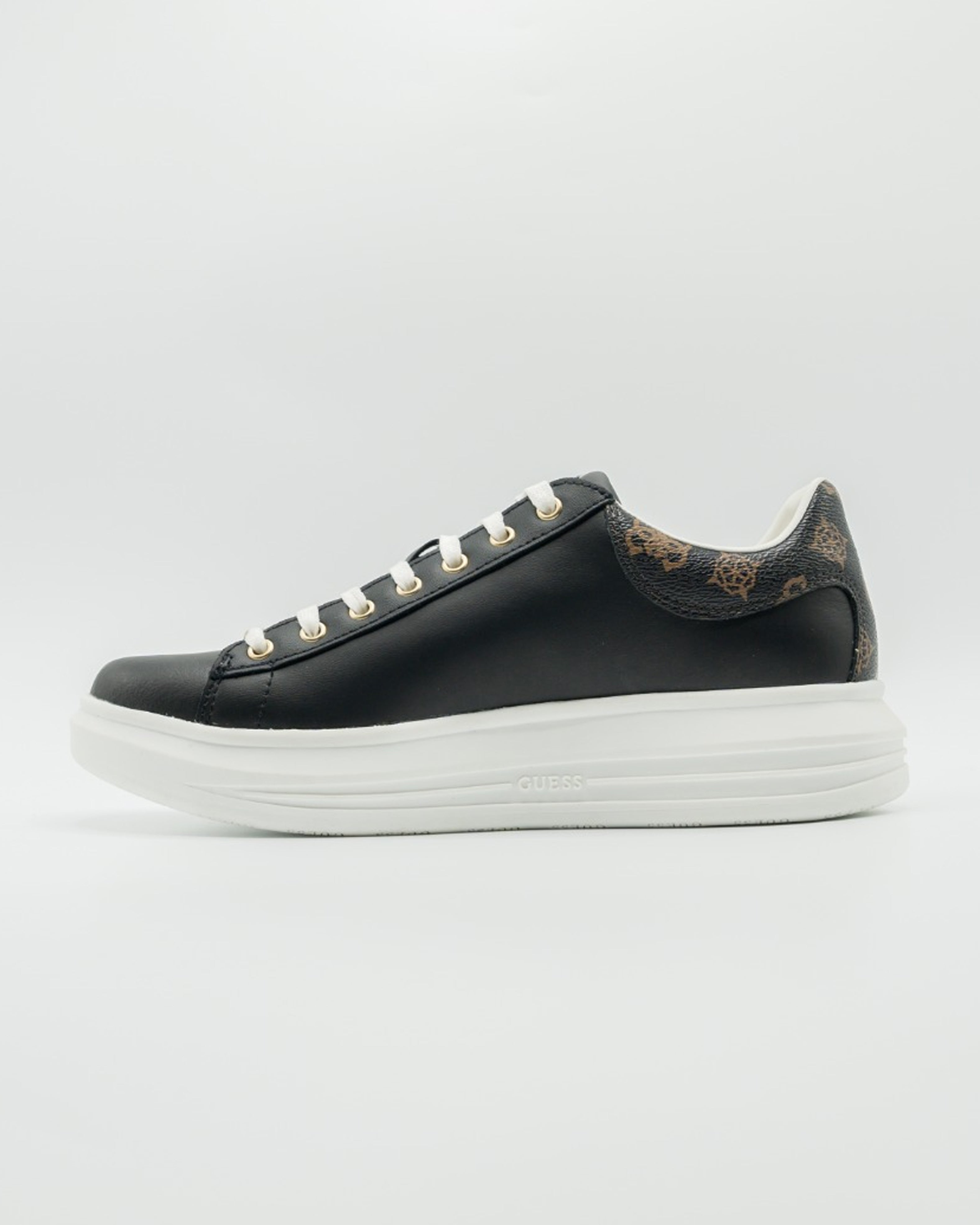Vibo Sneaker