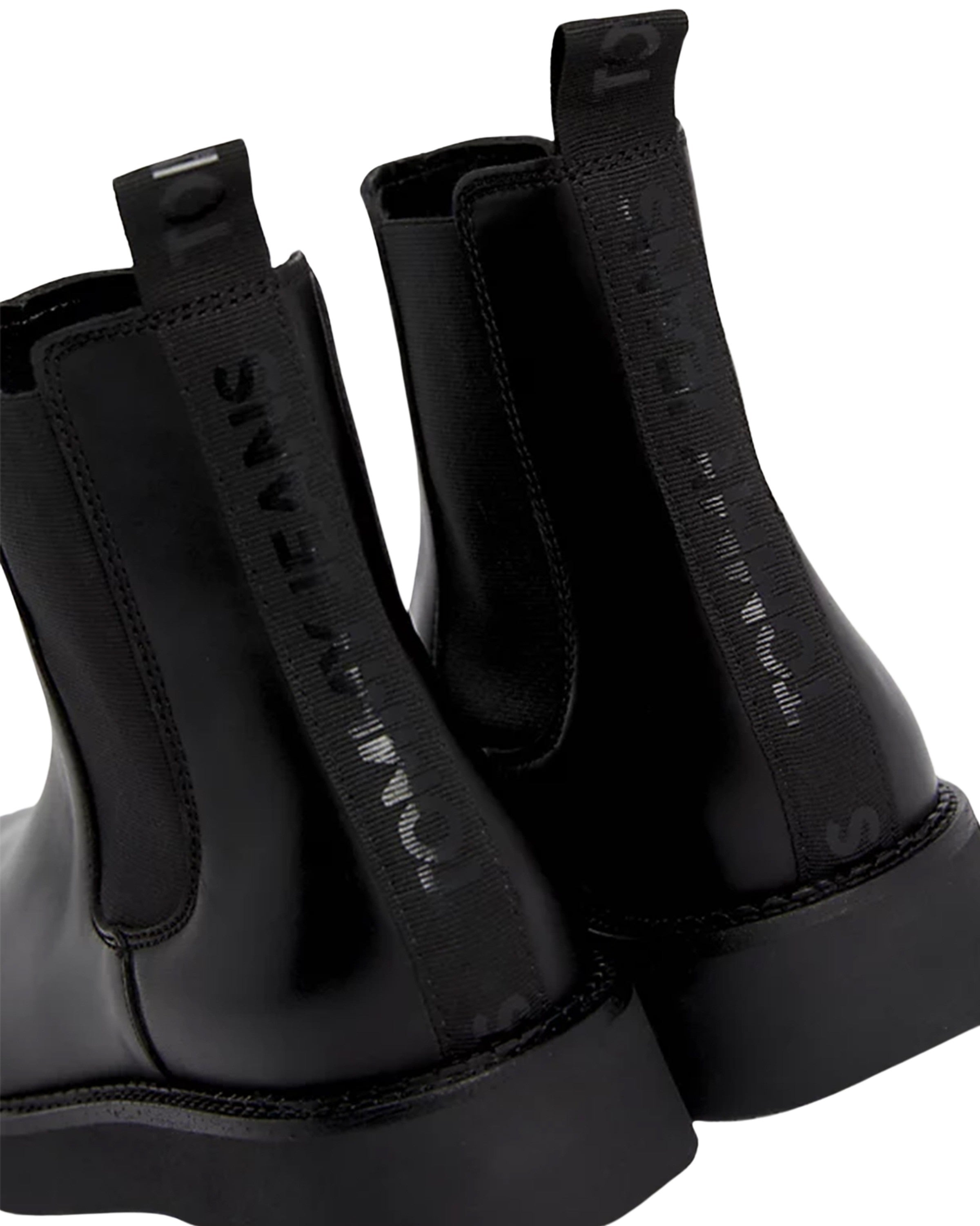 Chelsea Boots