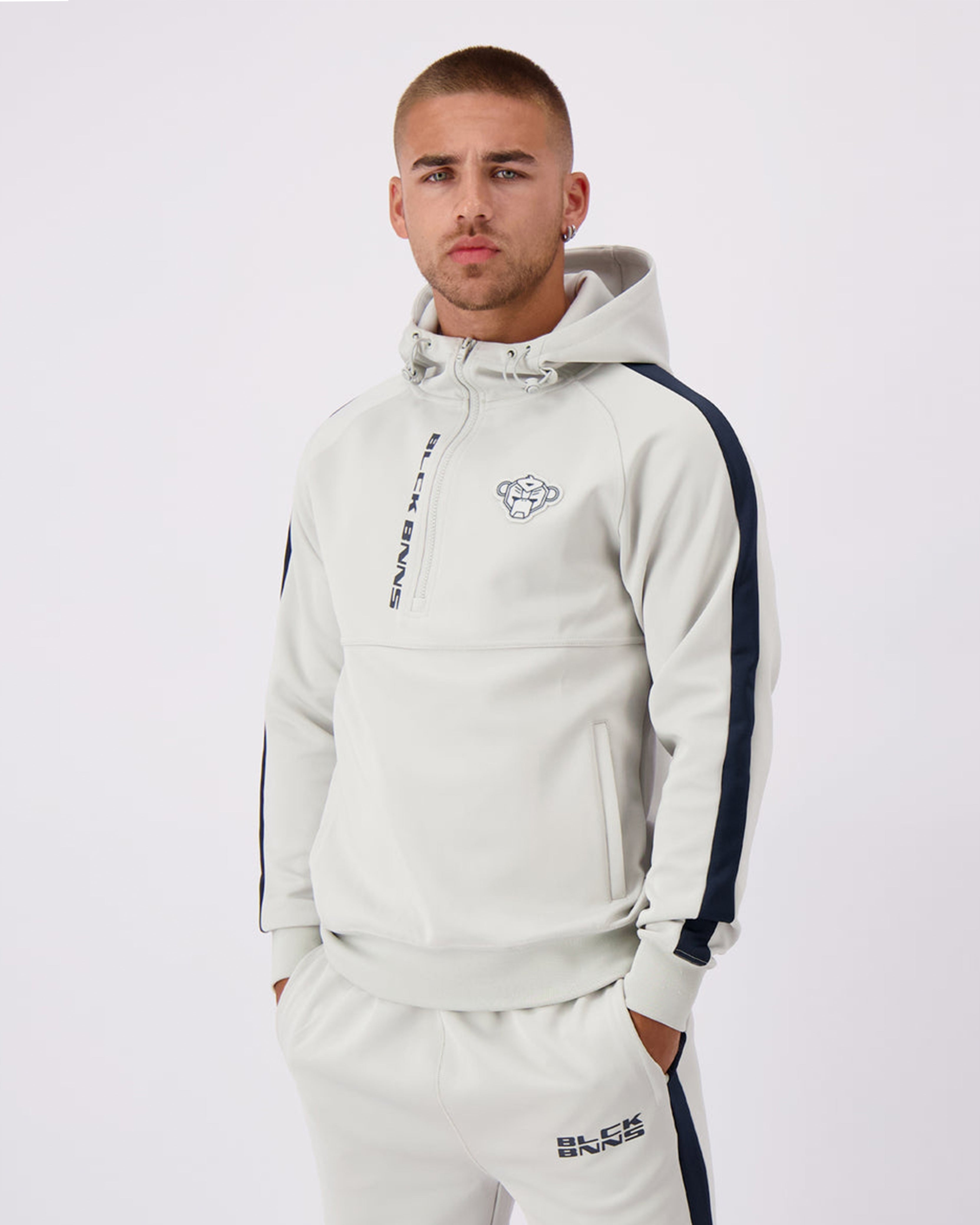 DISCOVER TRACKSUIT