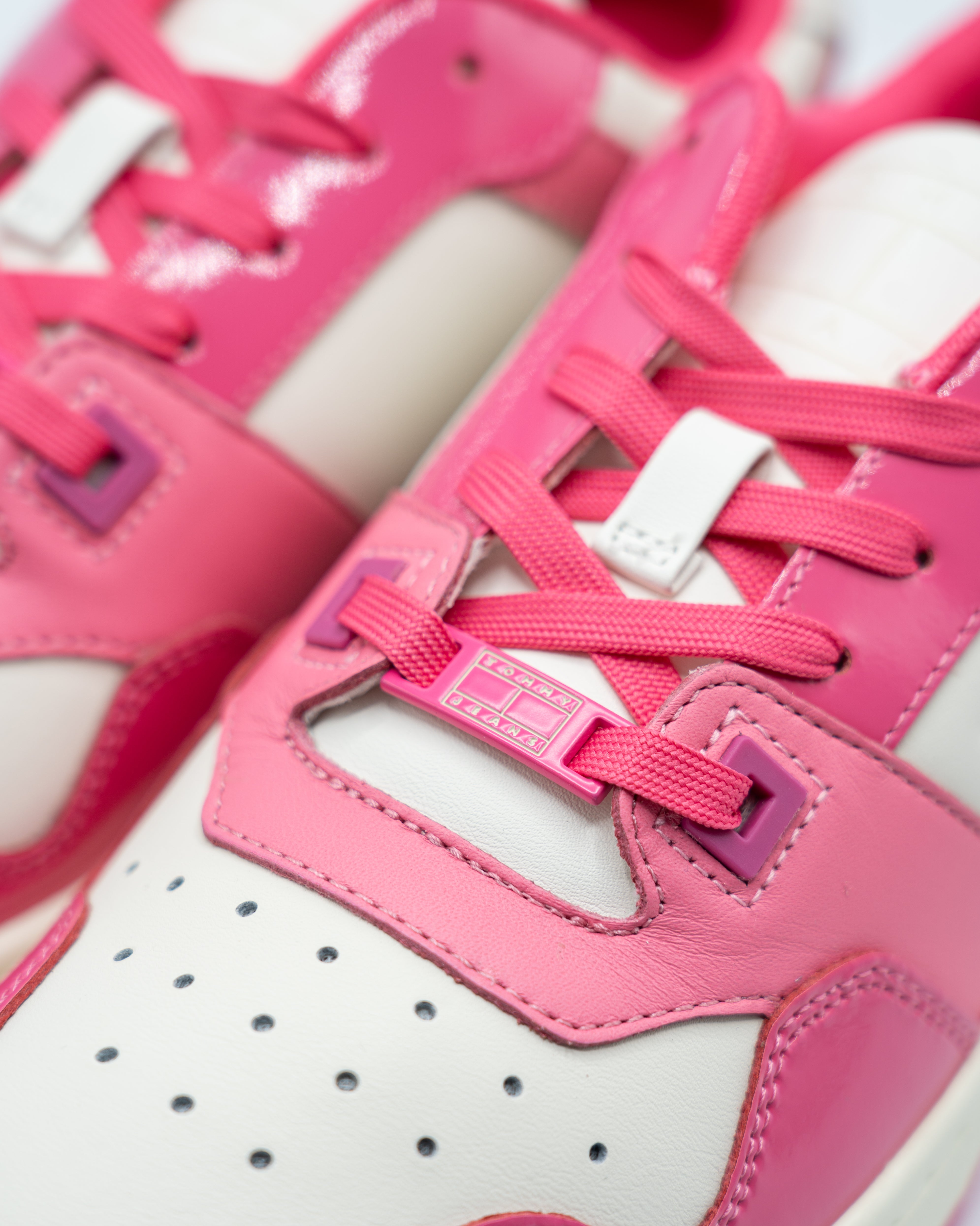 Retro Basket Sneaker