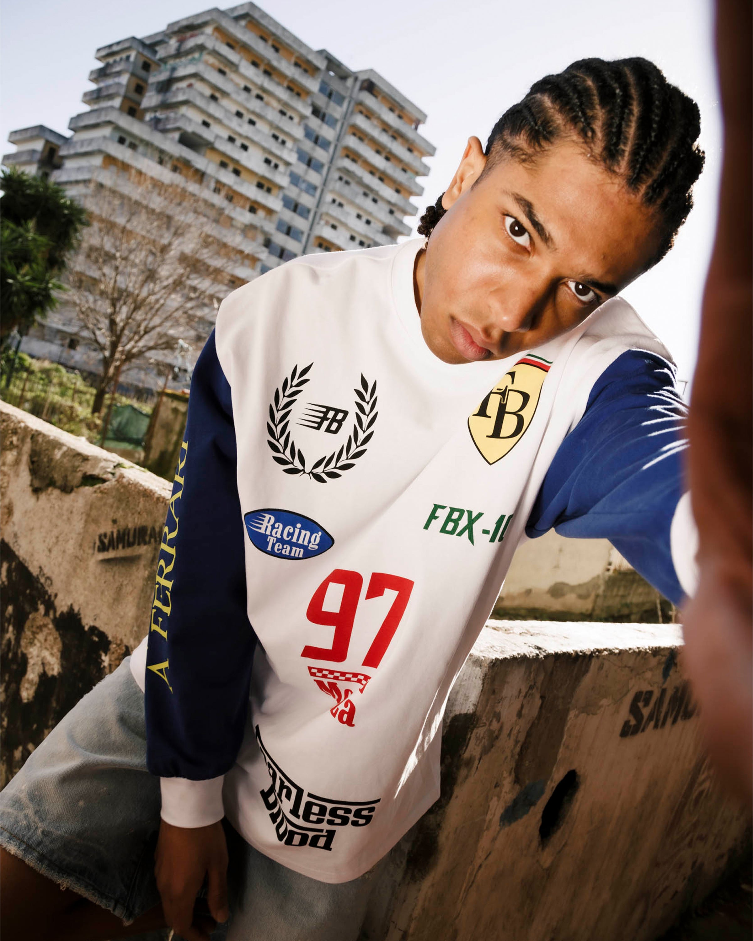 Fb Longsleeve T-Shirt