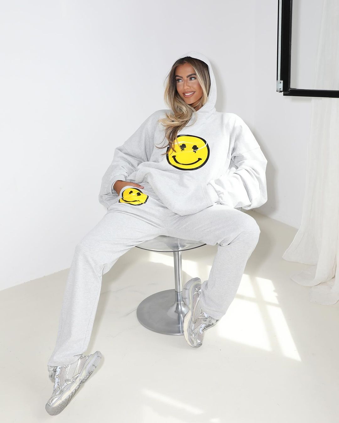 Hoodie Smiley Grey