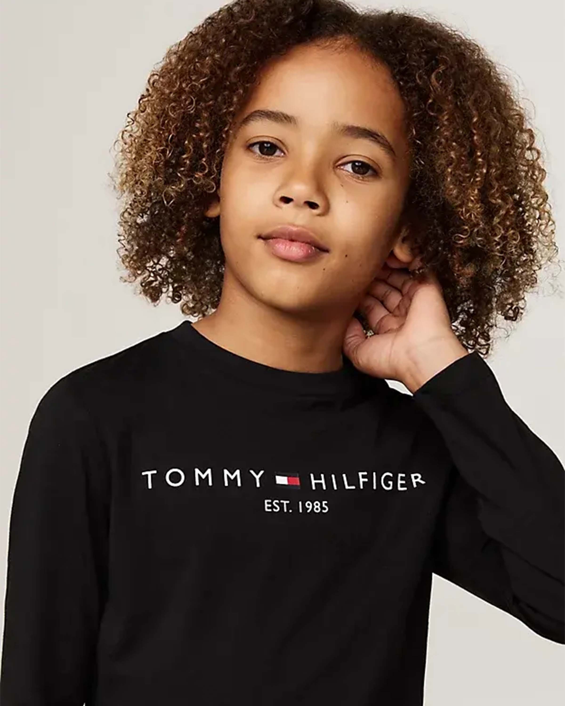 Essential Long Sleeve T-Shirt