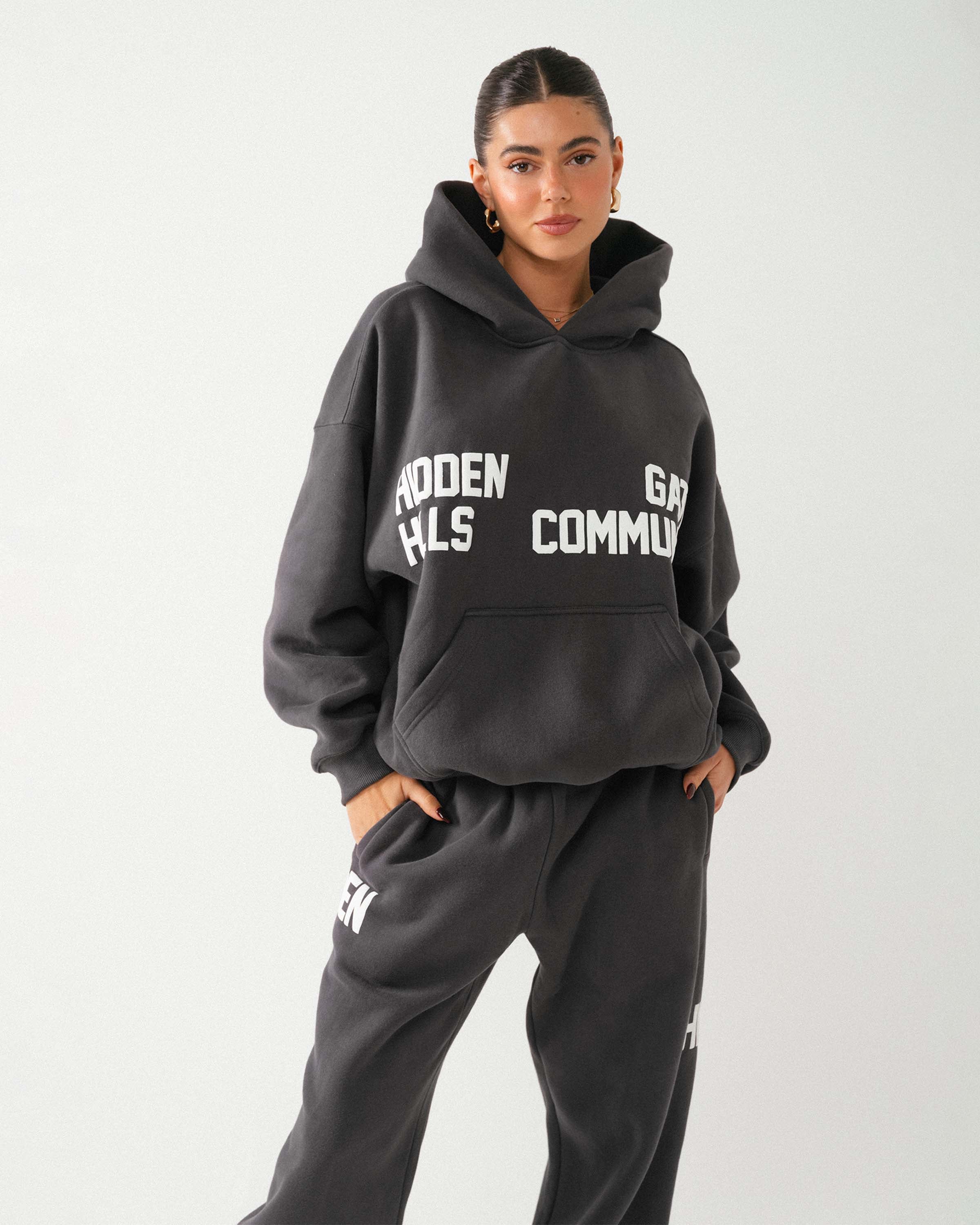 Gated Community Hoodie Grijs