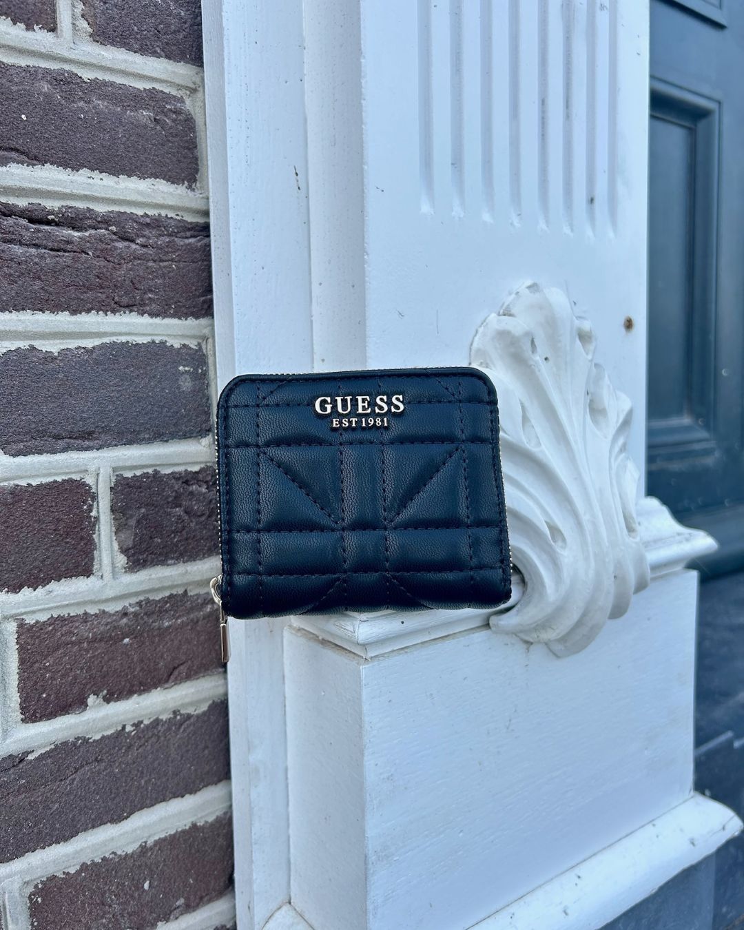 Assia Small Zip Around Portemonnee