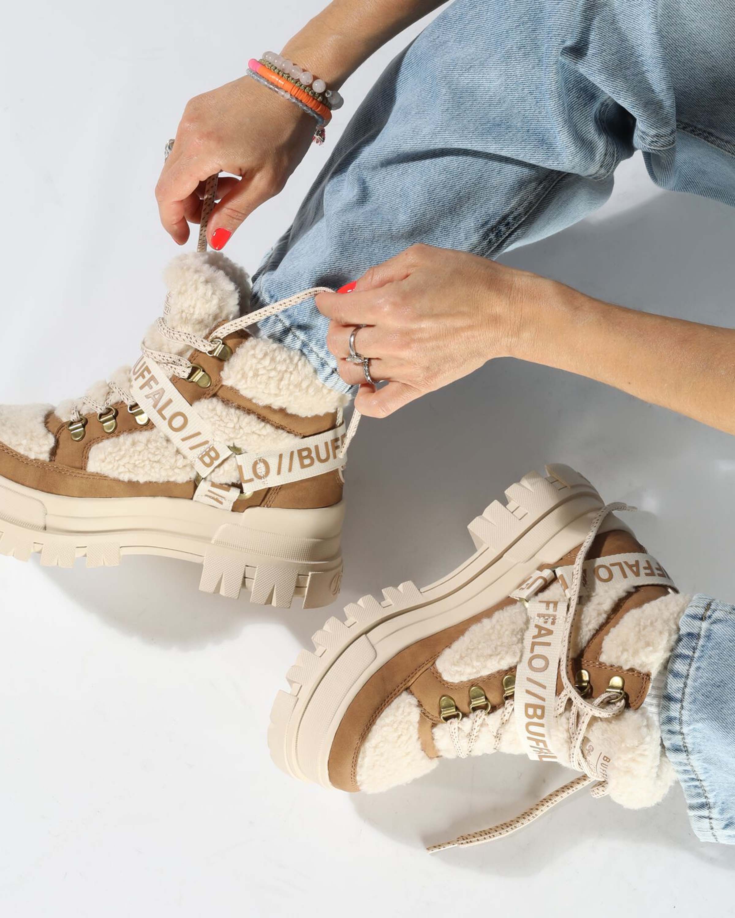 Aspha Com Mid Warm Boots