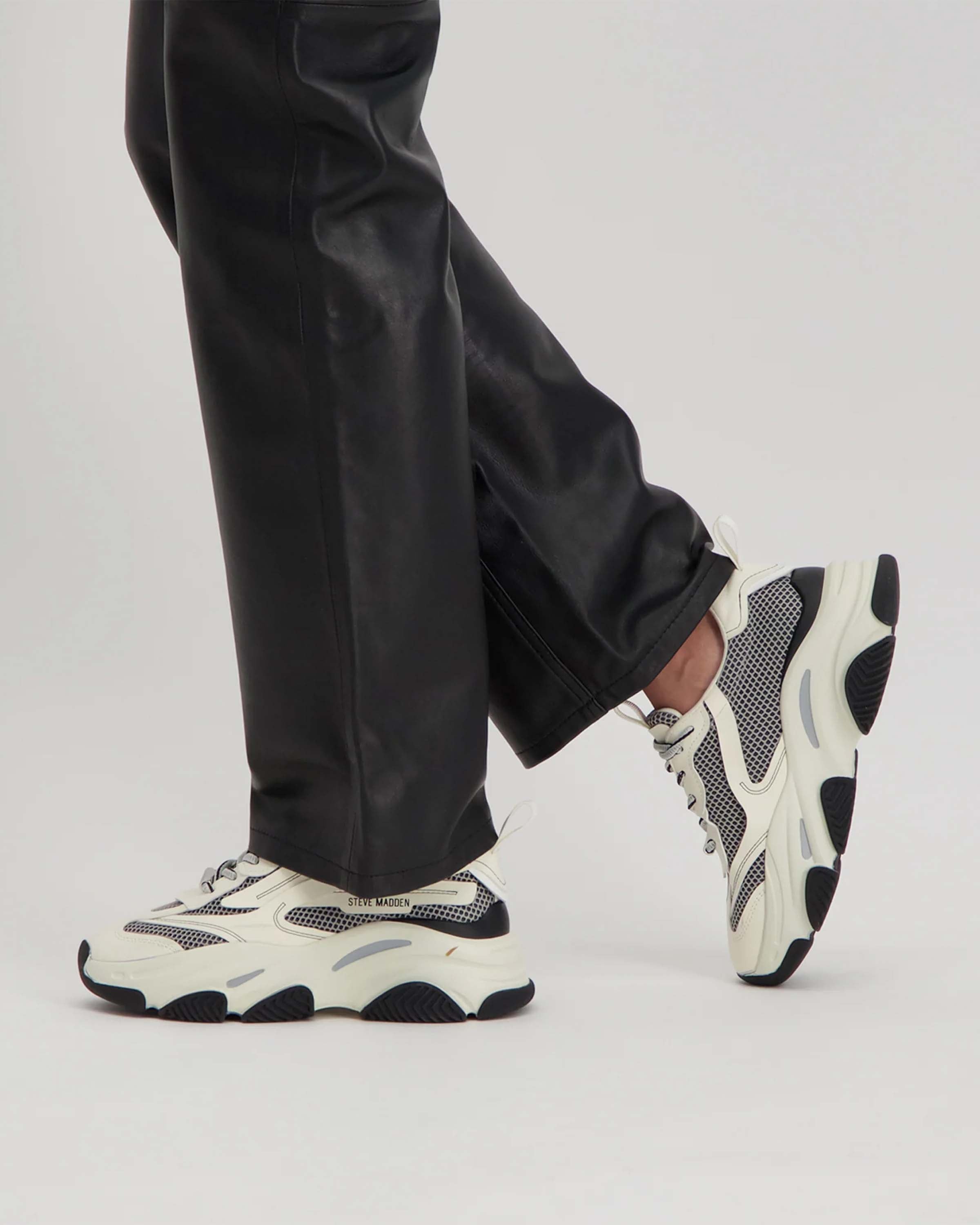 Possession-E Sneaker