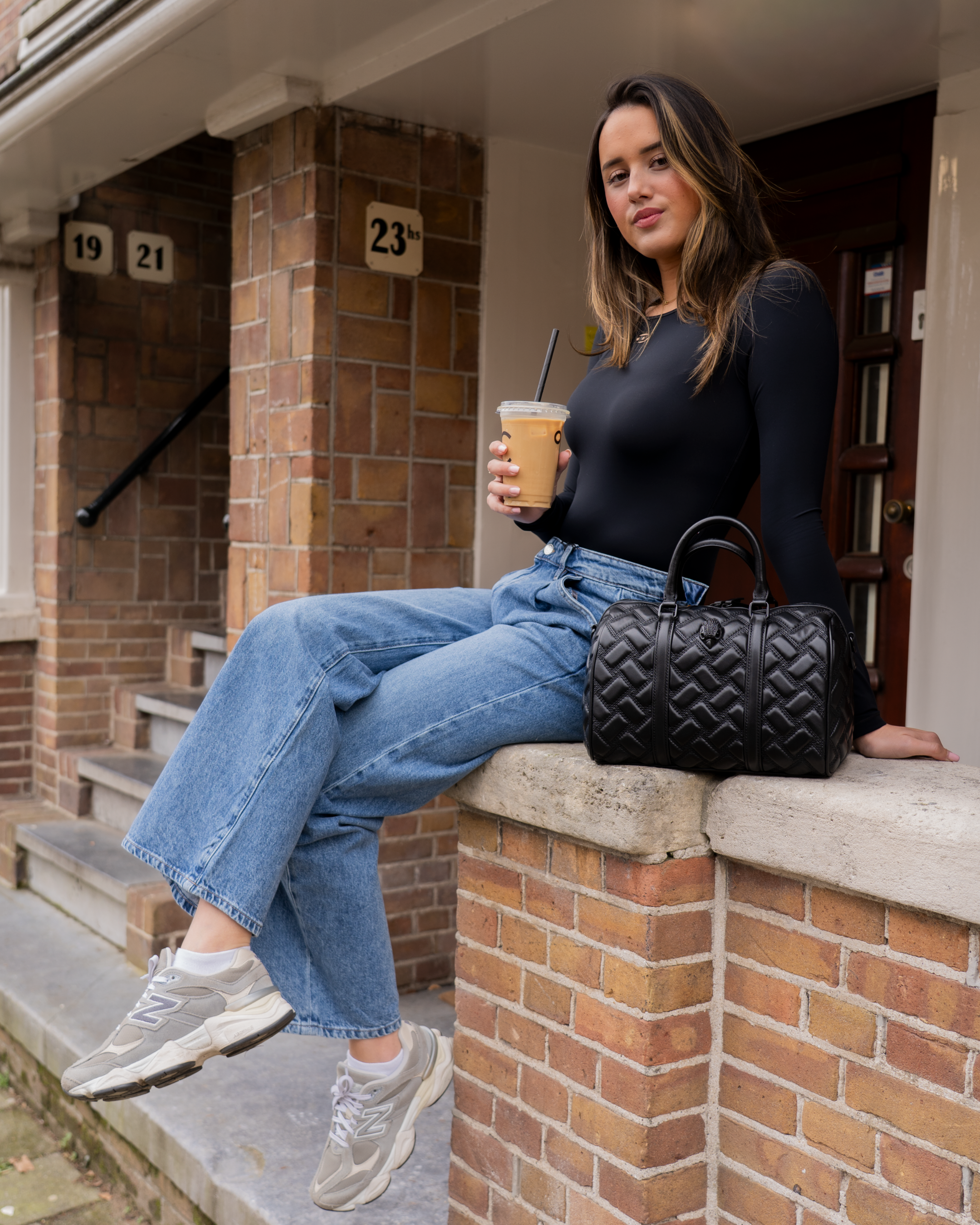 Pleated Slouchy Jeans