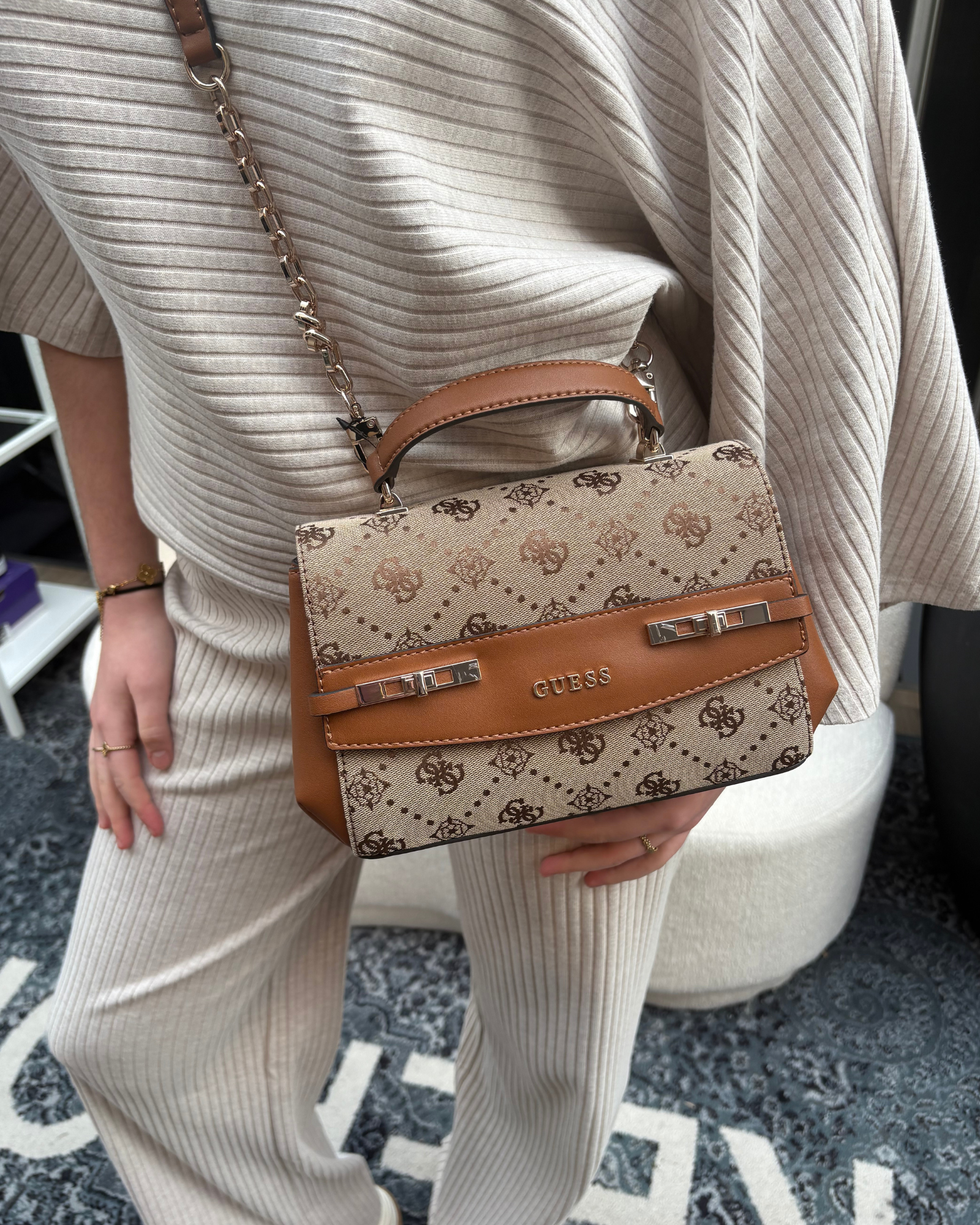 Melinda Logo Top Handtas