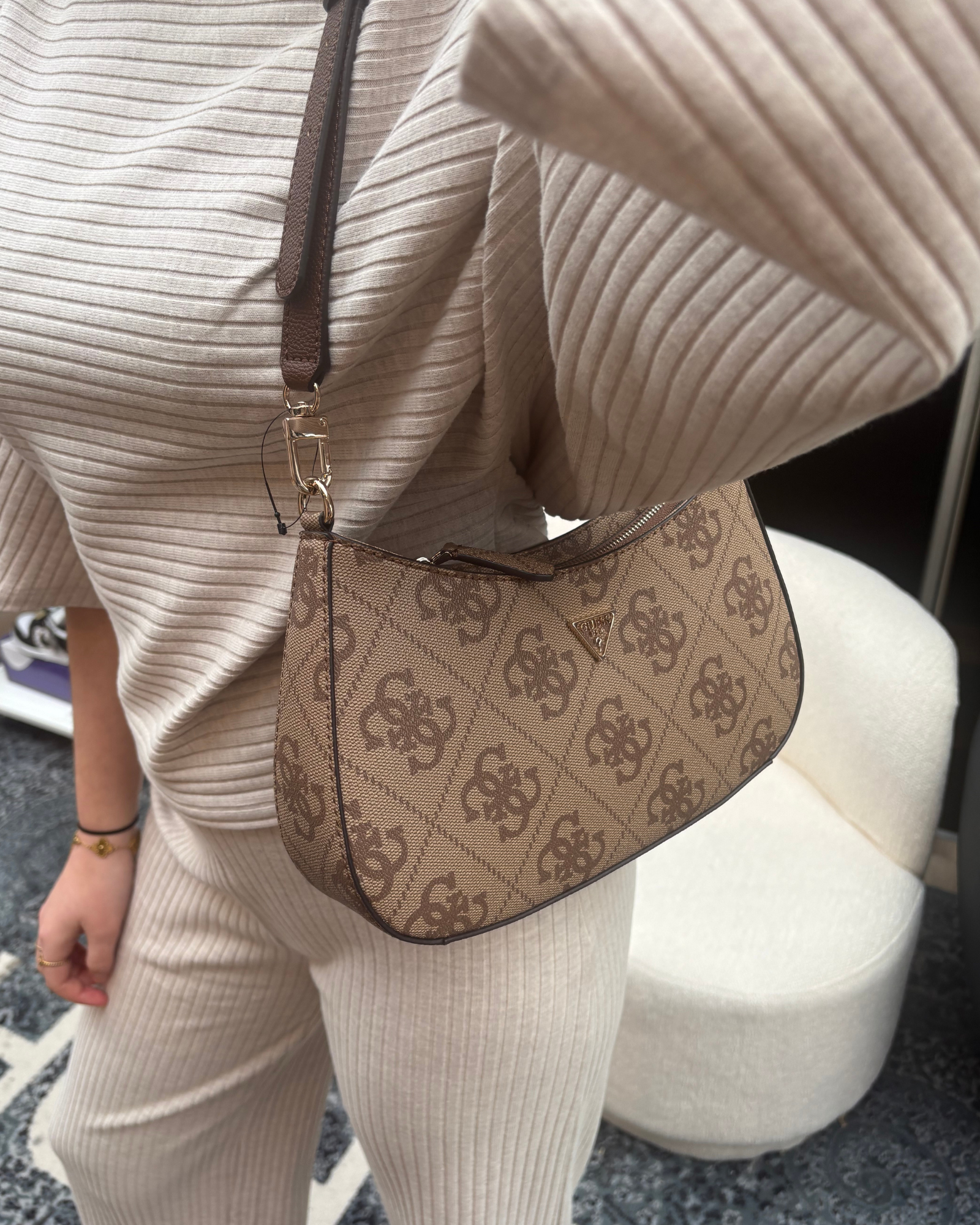 Noelle Top Zip Schoudertas