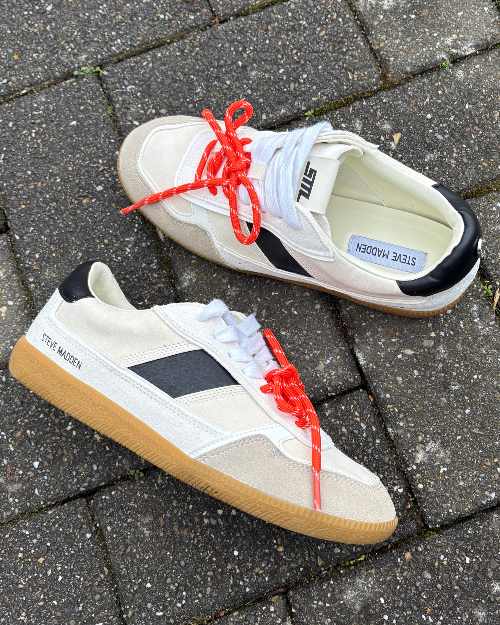 Augustine Sneakers