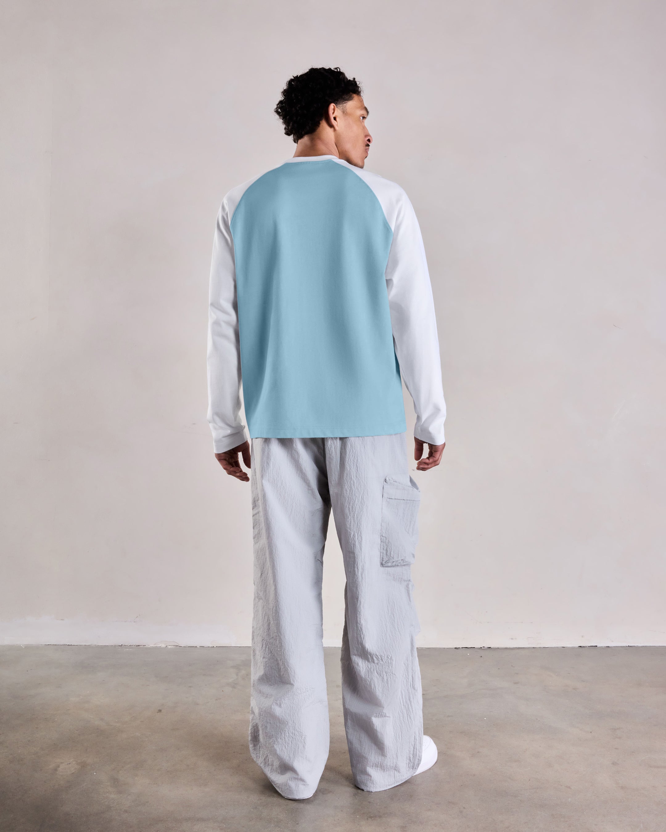 Blend Logo Raglan Longsleeve