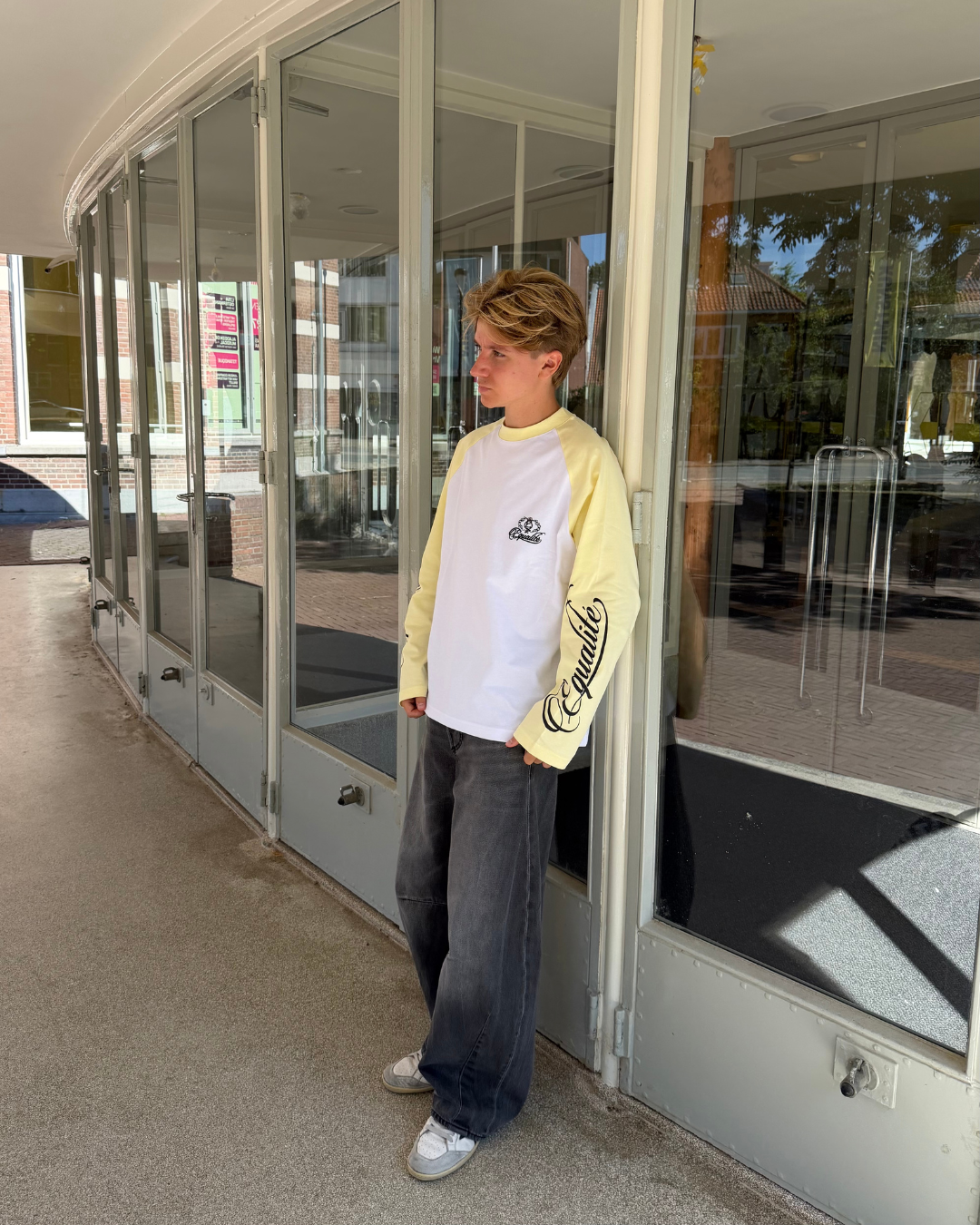 Jett Raglan Longsleeve T-Shirt