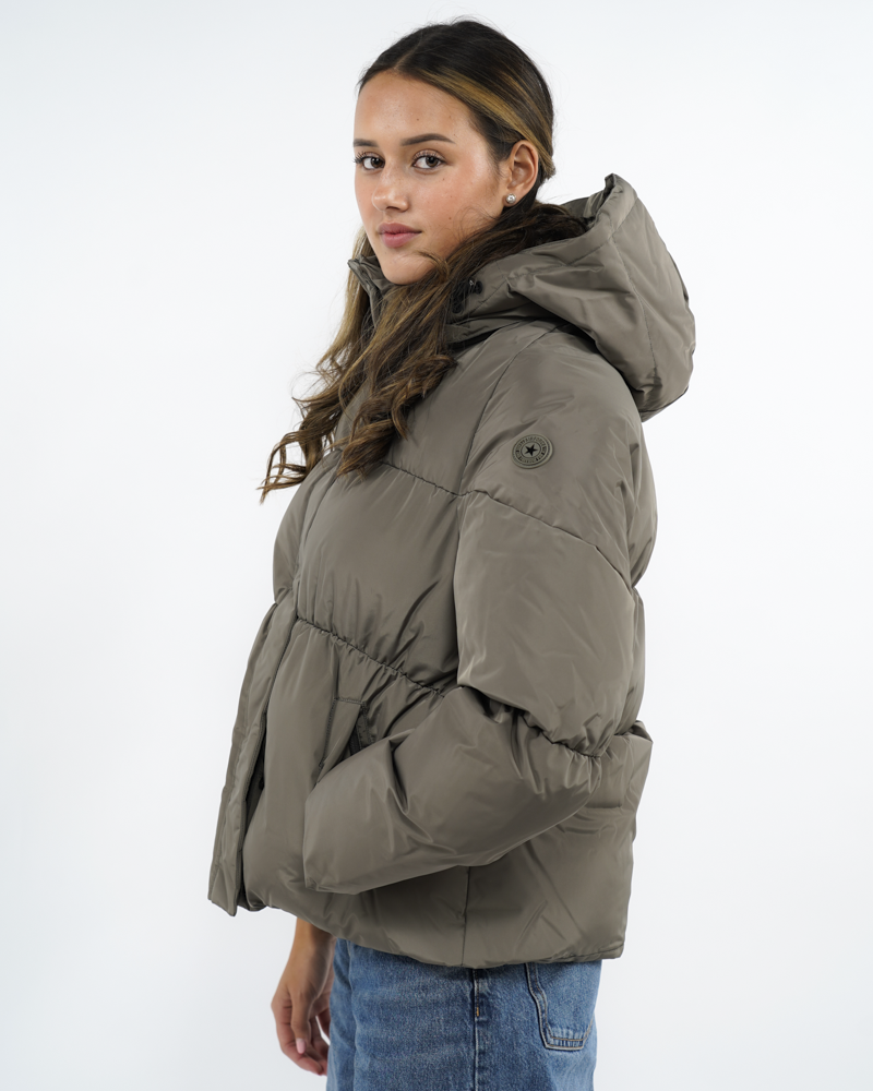 Maya Puffer Jas