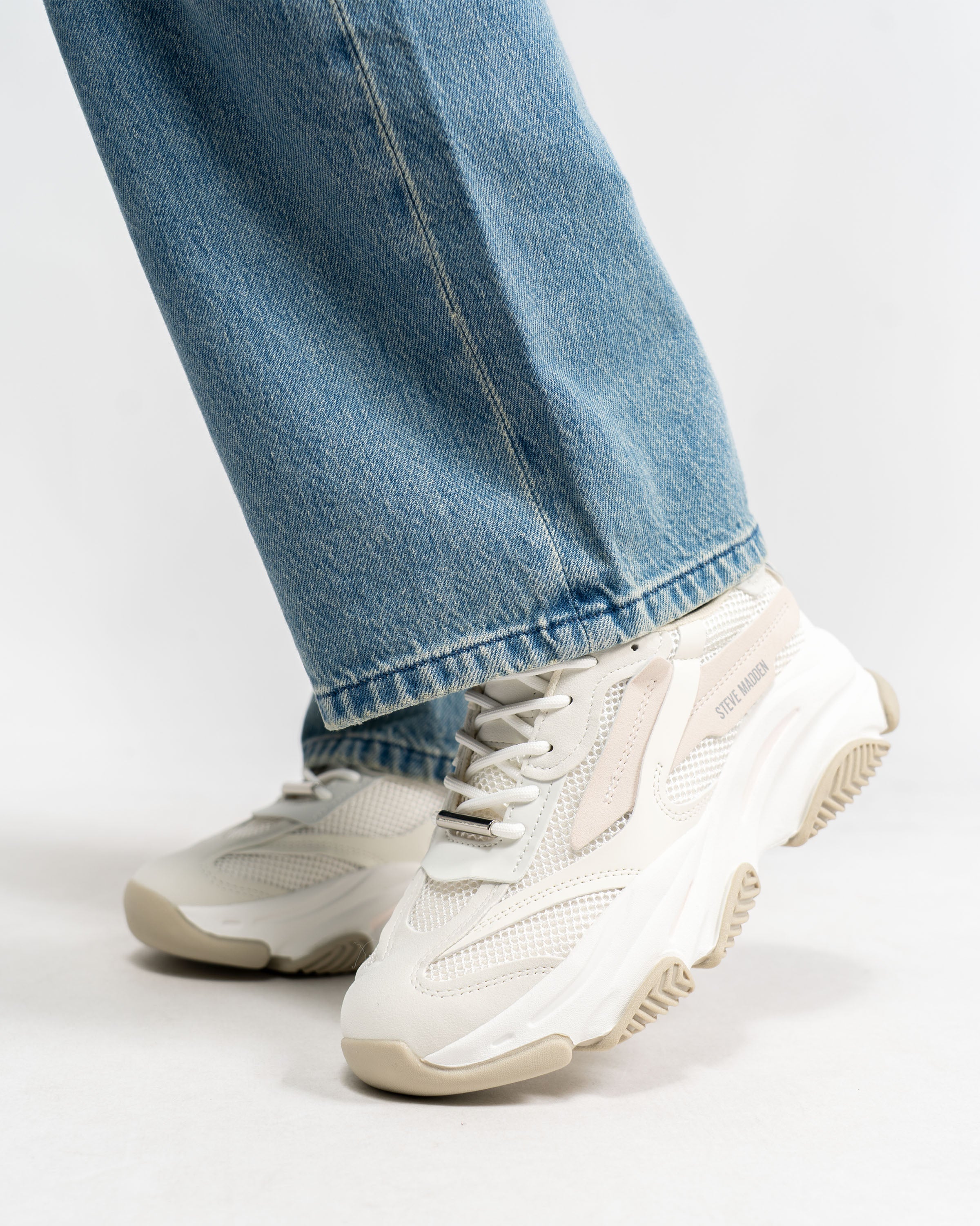 Possession-E Sneaker